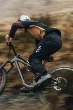 Mons Royale Momentum Bike Pants - Men's 10 Mons Royale Momentum Bike Pants - Men's -Sport Way Store 100589 1139 001 400 800x 51d9d6ae 088f 499d 94c9 52a1e1ec59f2