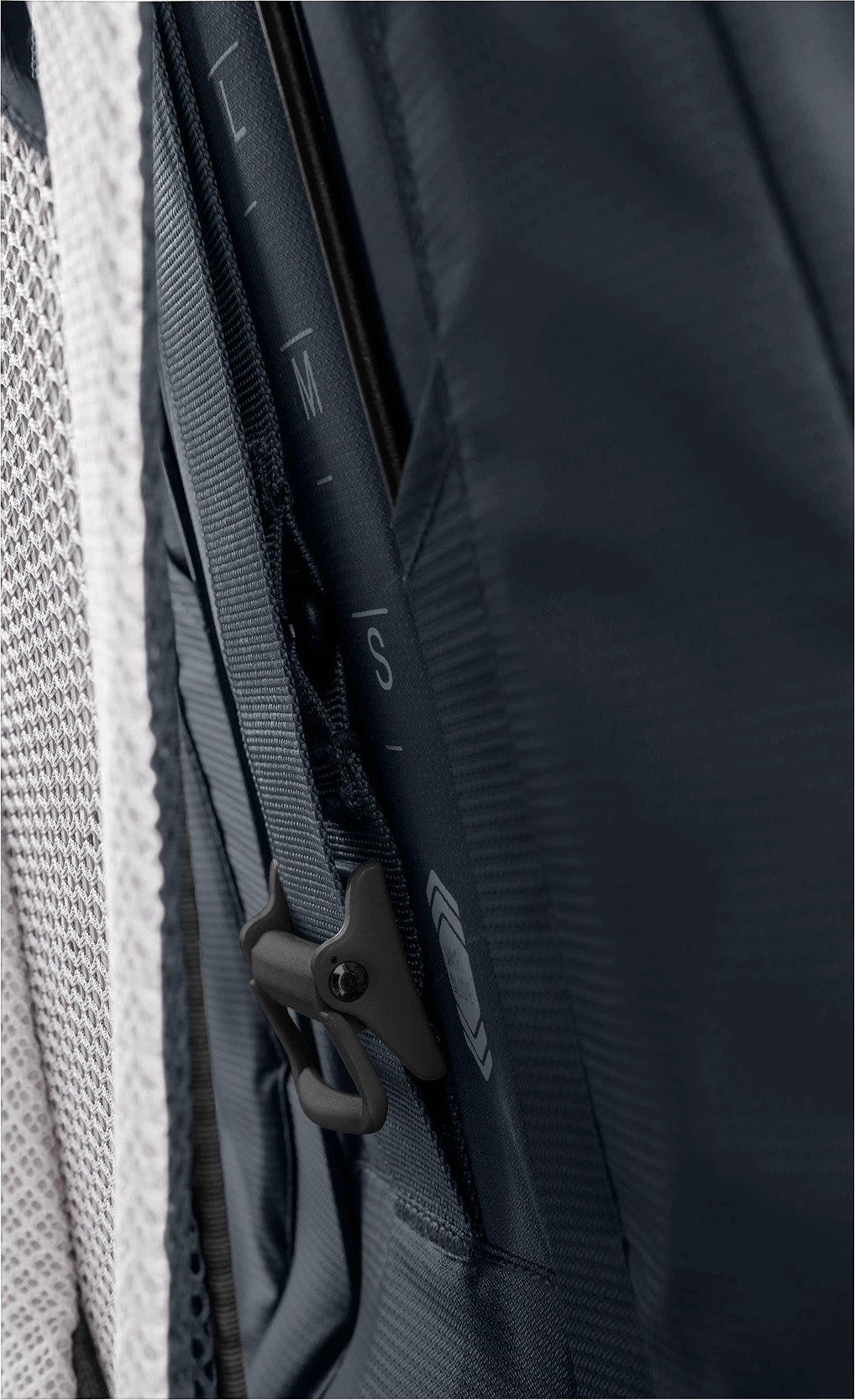 Deuter Futura Air Trek 45 + 10 SL 13 Deuter Futura Air Trek 45 + 10 SL – Bild 13