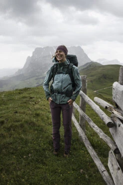 VAUDE Women's Farley Stretch ZO T-Zip Pants II 17 VAUDE Women's Farley Stretch ZO T-Zip Pants II -Sport Way Store 42619 c