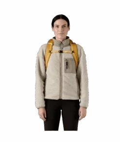 Patagonia Black Hole® Pack 25L 21 Patagonia Black Hole® Pack 25L -Sport Way Store 49298PGTAAlternate2