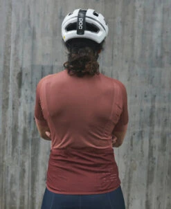 POC Women's Essential Road Logo Jersey -Sport Way Store 53300 1135 Ws EssentialRoadLogo Jersey HimalayanSalt GarnetRed 2 1200x a8d0e382 aa1e 4197 91d5 8ced455d2338