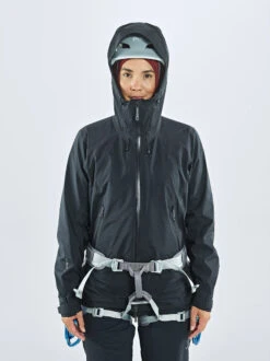 Damen Risum Gore-Tex 3L Active Shell Jacke 30 Damen Risum Gore-Tex 3L Active Shell Jacke -Sport Way Store BY2JK0002 BLACKYAK WOMEN RISUM GORE TEX 3L ACTIVE SHELL JACKET 00 M05