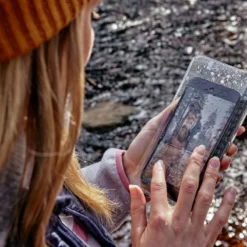 Fidlock VACUUM Uni Phone Case L 14 Fidlock VACUUM Uni Phone Case L -Sport Way Store FIDLOCK VACUUM uni phone case location harz touch funktion bei regen 800x800 94d1ce4c 28e5 425b abd4 a41476d51301