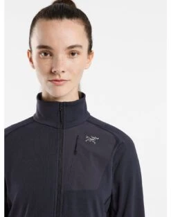 Arcteryx Delta Jacket Women's -Sport Way Store S23 X000006267 Delta Jacket Black Sapphire Women s Collar Detail