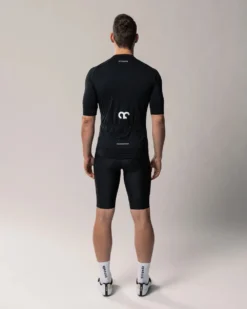 Kaern Jersey Men 25 Kaern Jersey Men -Sport Way Store kaern jersey kurzarm black herren 1