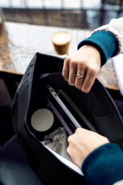 Ortlieb Velocity 23L 22 Ortlieb Velocity 23L -Sport Way Store ortliebVelocity23Lblack8